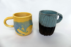 Two coffee cups  d 6.5 cm   h 8 cm  h 9 cm 